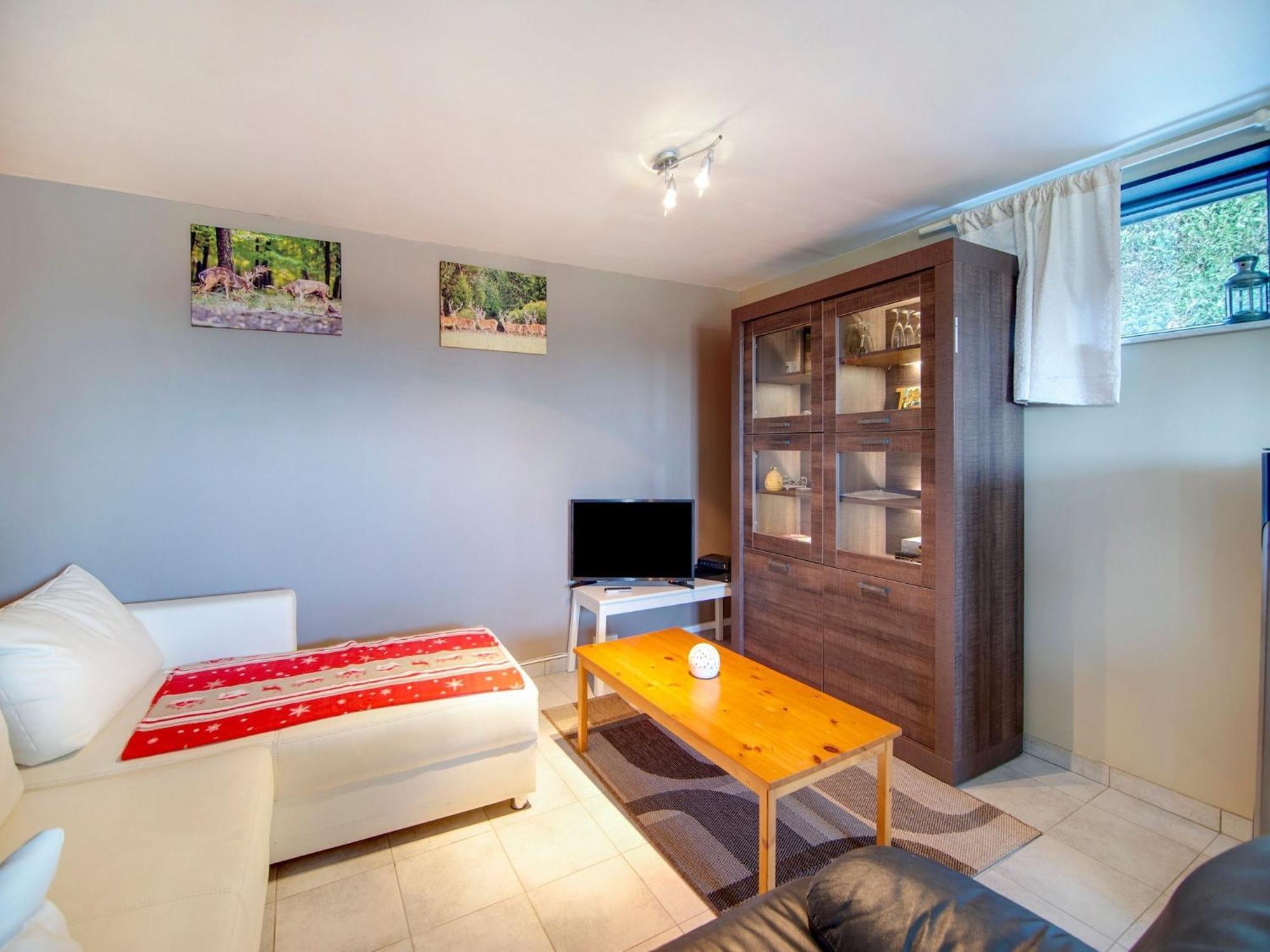 Sophisticated Holiday Home In Lierneux Near Forest ภายนอก รูปภาพ