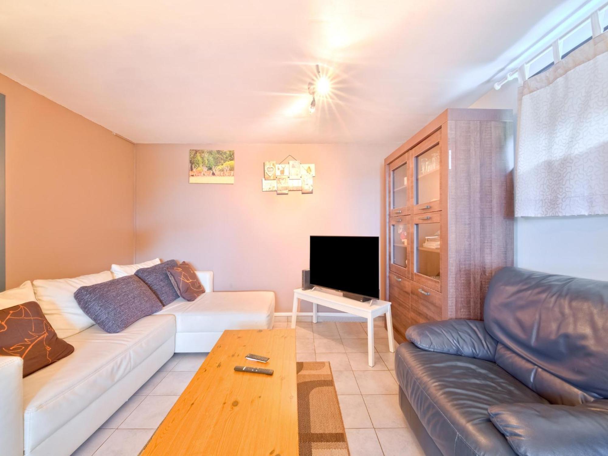 Sophisticated Holiday Home In Lierneux Near Forest ภายนอก รูปภาพ